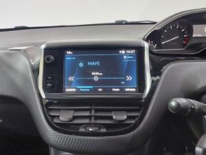 Peugeot 208 1.2 Active - Image 11