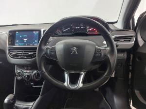 Peugeot 208 1.2 Active - Image 17