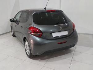 Peugeot 208 1.2 Active - Image 3