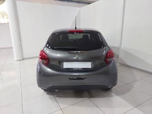 Peugeot 208 1.2 Active - Image 6