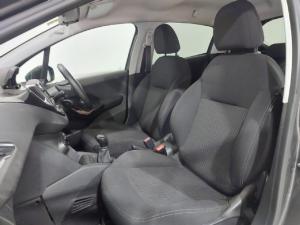 Peugeot 208 1.2 Active - Image 7