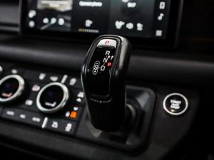 Land Rover Defender 110 D300 X - Image 15
