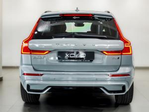 Volvo XC60 B5 AWD Ultimate Dark - Image 5