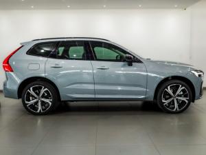 Volvo XC60 B5 AWD Ultimate Dark - Image 6