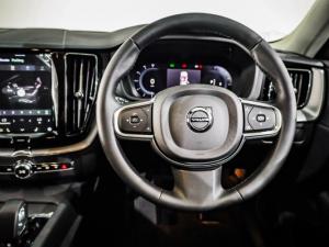 Volvo XC60 B5 AWD Essential - Image 17