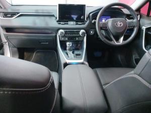 Toyota RAV4 2.0 VX - Image 8