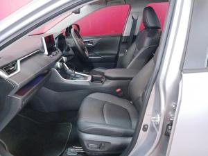 Toyota RAV4 2.0 VX - Image 9