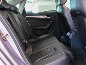 Audi A4 2.0TDI S auto - Image 15