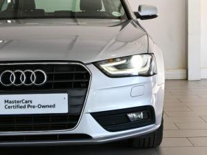 Audi A4 2.0TDI S auto - Image 3
