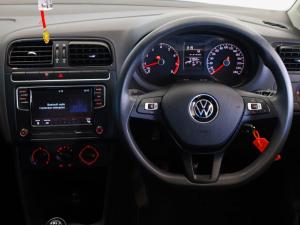 Volkswagen Polo Vivo hatch 1.4 Comfortline - Image 7