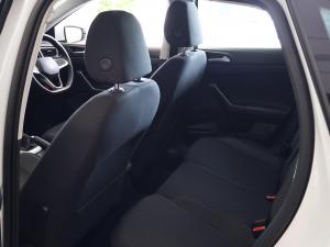 Volkswagen Polo hatch 1.0TSI Life auto - Image 17