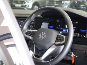 Volkswagen Polo hatch 1.0TSI Life auto - Image 23