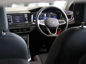 Volkswagen Polo hatch 1.0TSI Life auto - Image 24