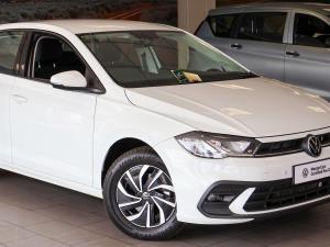 Volkswagen Polo hatch 1.0TSI Life auto - Image 3