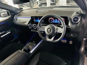 Mercedes-Benz GLA GLA200 Progressive - Image 3