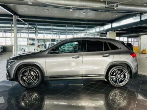Mercedes-Benz GLA GLA200 Progressive - Image 4