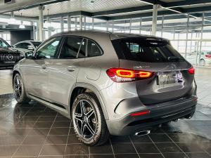 Mercedes-Benz GLA GLA200 Progressive - Image 6