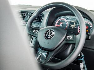 Volkswagen Polo Vivo hatch 1.4 Life - Image 11