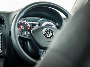 Volkswagen Polo Vivo hatch 1.4 Life - Image 13
