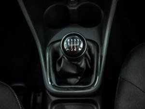 Volkswagen Polo Vivo hatch 1.4 Life - Image 20