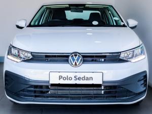 Volkswagen Polo sedan 1.6 manual - Image 2