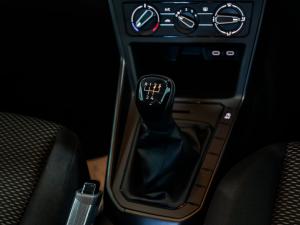 Volkswagen Polo hatch 1.0TSI - Image 12