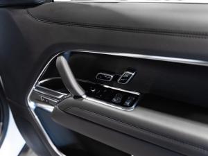 Land Rover Range Rover P530 Autobiography - Image 21