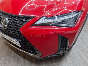Lexus UX 200 F Sport - Image 13