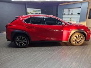 Lexus UX 200 F Sport - Image 8