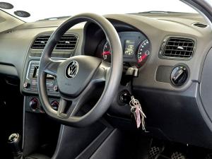 Volkswagen Polo Vivo hatch 1.4 Trendline - Image 12