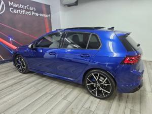 Volkswagen Golf R - Image 16