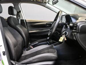 Hyundai i20 1.2 Motion - Image 14