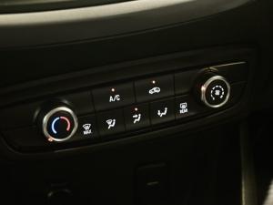Opel Crossland 1.2 - Image 16