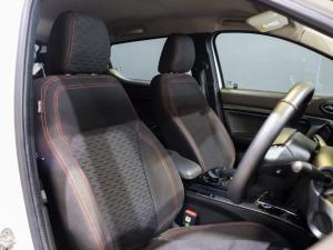 Renault Kiger 1.0 Turbo Intens - Image 12