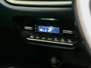 Suzuki Baleno 1.5 GL manual - Image 11
