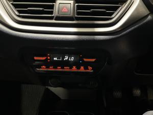 Suzuki Baleno 1.5 GL manual - Image 15