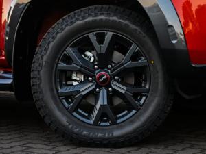 Isuzu D-Max 3.0TD double cab V-Cross 4x4 - Image 19