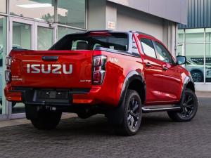 Isuzu D-Max 3.0TD double cab V-Cross 4x4 - Image 21