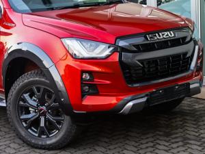 Isuzu D-Max 3.0TD double cab V-Cross 4x4 - Image 4