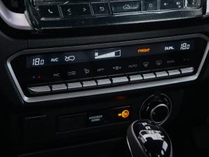 Isuzu D-Max 3.0TD double cab V-Cross 4x4 - Image 6