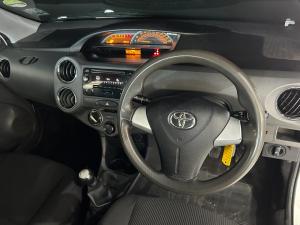 Toyota Etios sedan 1.5 Sprint - Image 10
