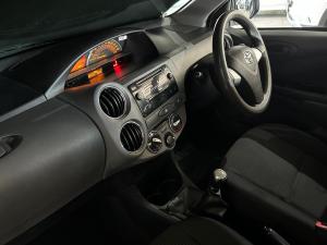 Toyota Etios sedan 1.5 Sprint - Image 11
