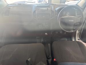 Isuzu D-Max Gen 6 250 single cab Fleetside safety - Image 7