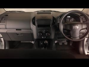 Isuzu D-Max Gen 6 250c single cab Fleetside - Image 7
