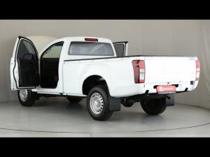 Isuzu D-Max Gen 6 250c single cab Fleetside - Image 16
