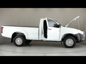 Isuzu D-Max Gen 6 250c single cab Fleetside - Image 21