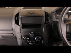 Isuzu D-Max Gen 6 250c single cab Fleetside - Image 30