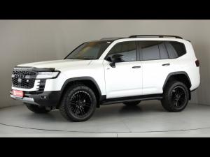 Toyota Land Cruiser 300 3.3D GR-Sport - Image 22