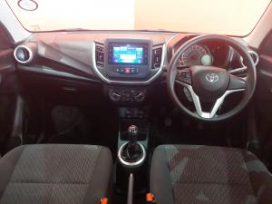 Toyota Vitz 1.0 XR manual - Image 6