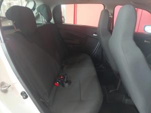 Toyota Vitz 1.0 XR manual - Image 11